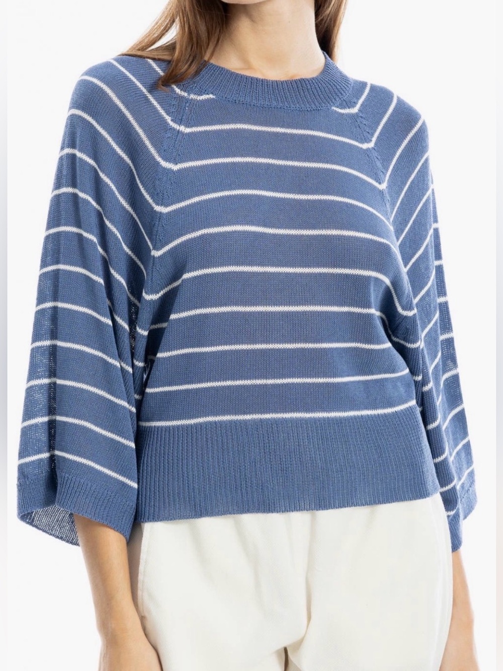 Max Studio Raglan Sleeve Sweater. Ladies Med